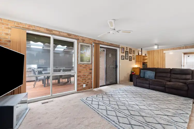 Fifth view of Homely house listing, 11 Statesman Crescent, Mill Park VIC 3082