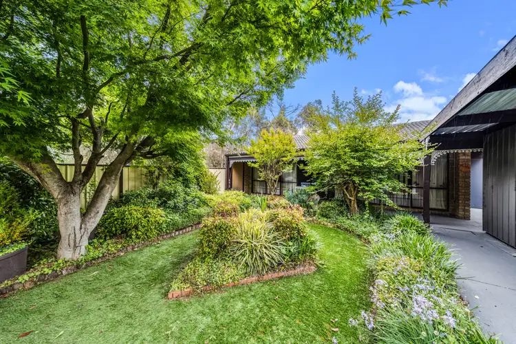 18 Inglis Place, Latham ACT 2615