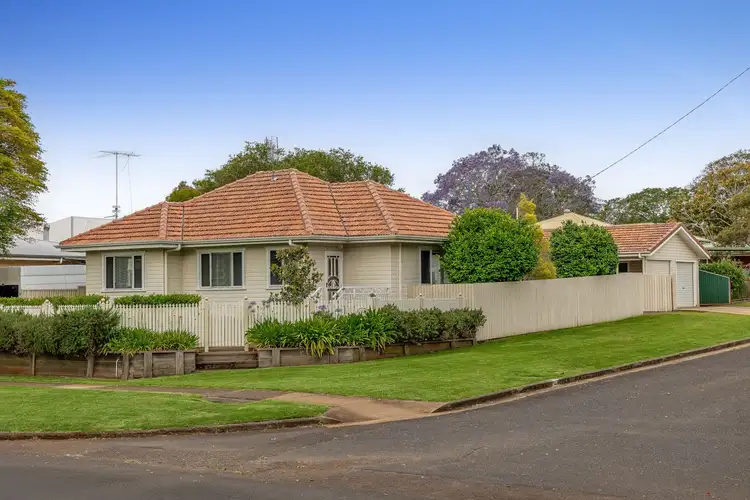 252 Hume Street, South Toowoomba QLD 4350