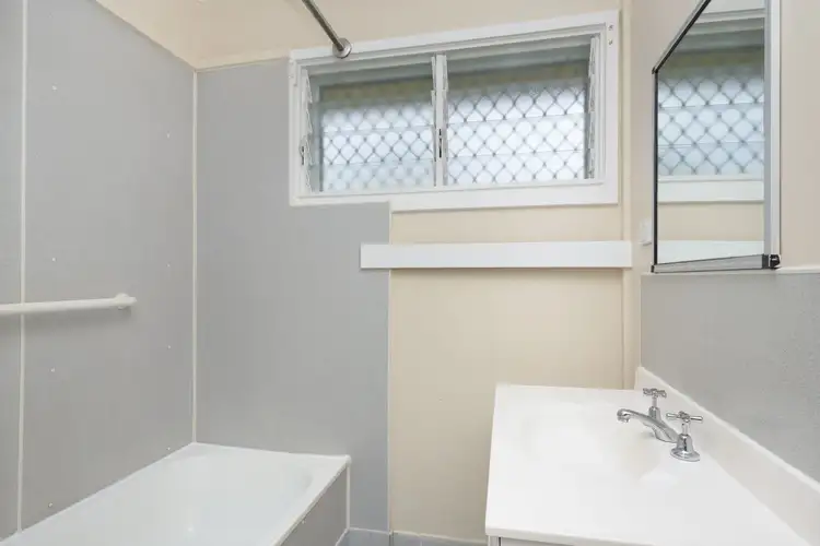 Sixth view of Homely house listing, 7 Jerrang Court, Rasmussen QLD 4815