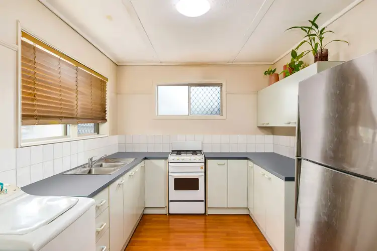 Third view of Homely unit listing, 5/349 Riding Road, Balmoral QLD 4171