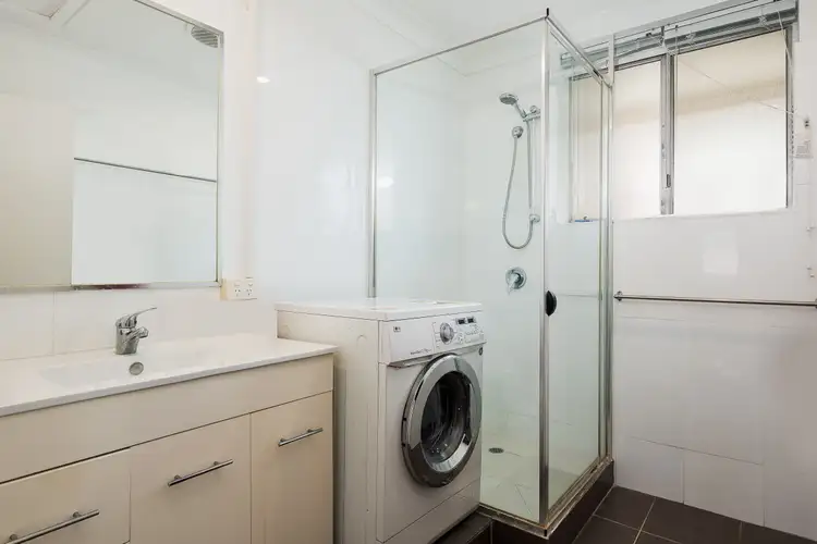 Fifth view of Homely unit listing, 3/10 Garden Terrace, Newmarket QLD 4051