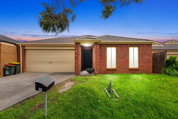 26 Hatchlands Drive, Deer Park VIC 3023