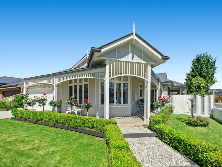 11 Allan Drive, Darley VIC 3340