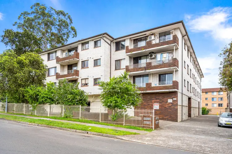 1/37-39 YORK Street, Fairfield NSW 2165