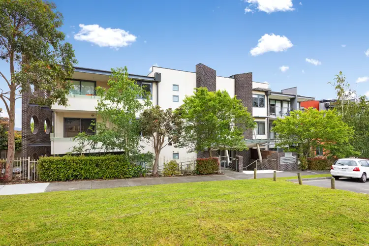 11/2-4 Blair Road, Glen Waverley VIC 3150