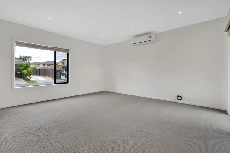 Sixth view of Homely townhouse listing, 1/38 Mallard Circuit, Craigieburn VIC 3064
