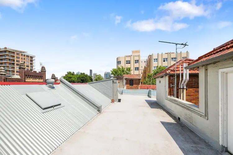 Sixth view of Homely studio listing, 19/8A Hughes Street, Potts Point NSW 2011
