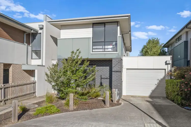 Main view of Homely townhouse listing, 3 Buttercross Walk, Mernda VIC 3754