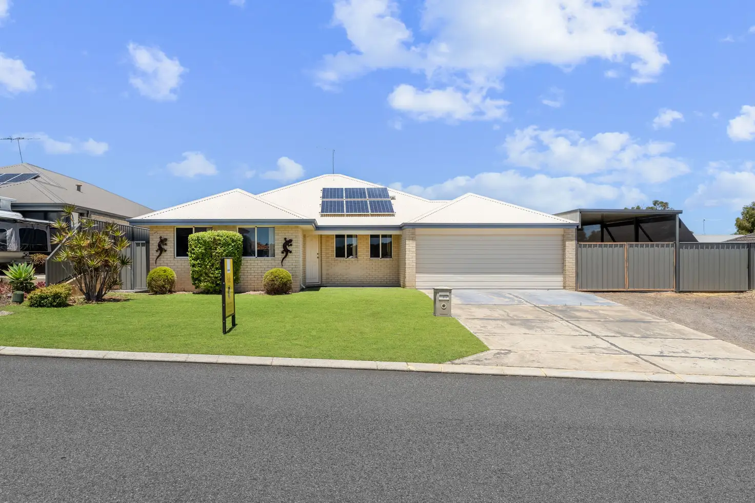 Main view of Homely house listing, 4 Leinster Way, Baldivis WA 6171