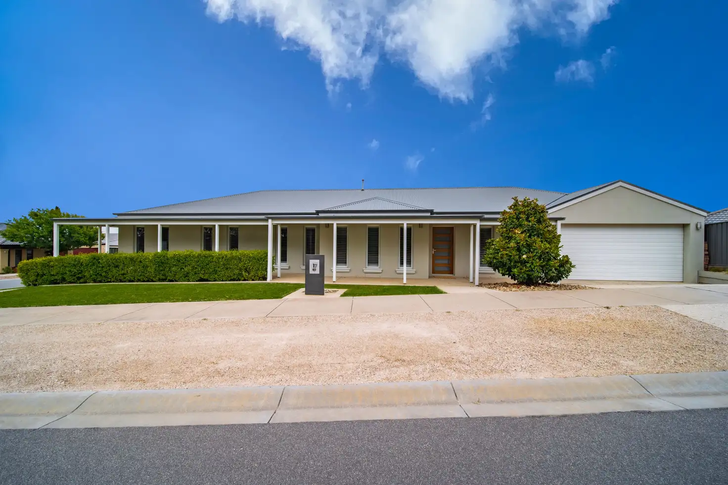 Main view of Homely house listing, 17 Metropolitan Drive, Eaglehawk VIC 3556