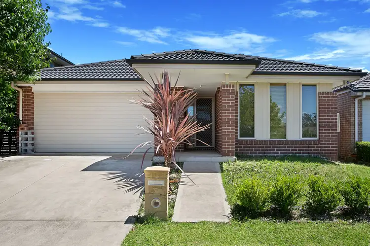 5 Katandra Place, Jordan Springs NSW 2747