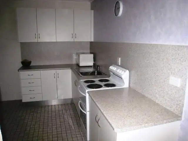 Fifth view of Homely unit listing, 1/6-8 Clark Drive, Emerald QLD 4720