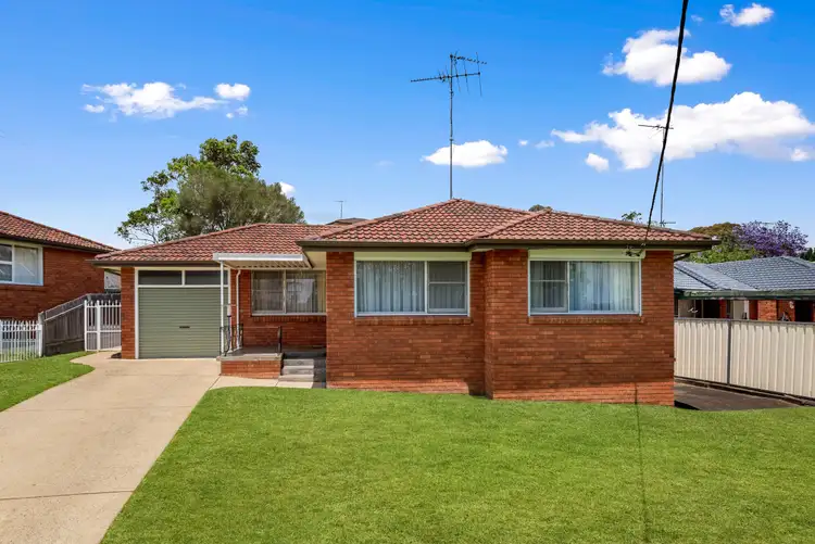 8 Lewis Street, Bradbury NSW 2560