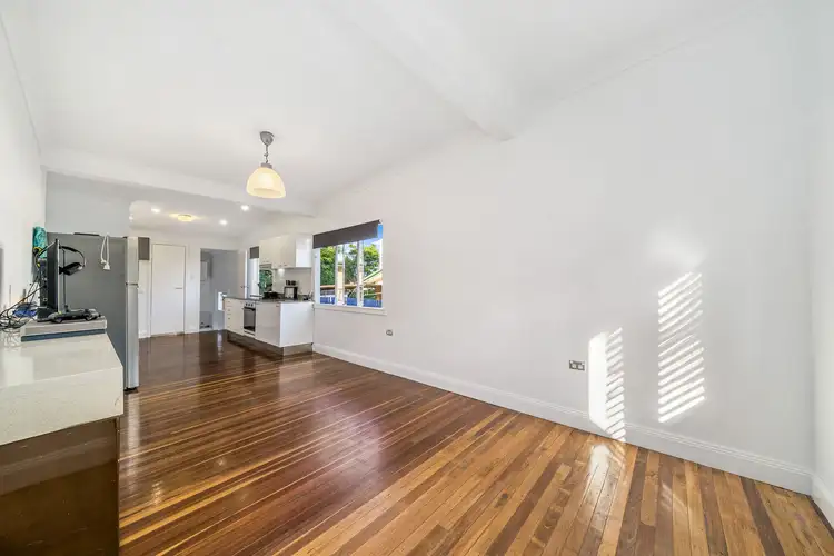 64 Strathpine Road