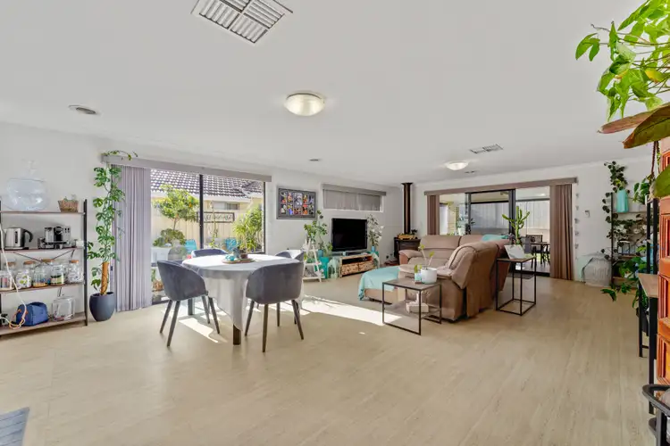 Sixth view of Homely house listing, 14 Valour Bend, Baldivis WA 6171