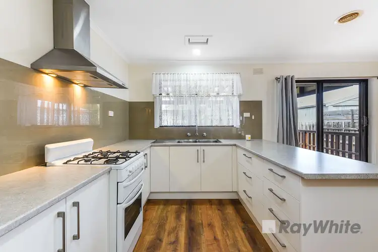 Fifth view of Homely house listing, 3 Heath Court, Doveton VIC 3177