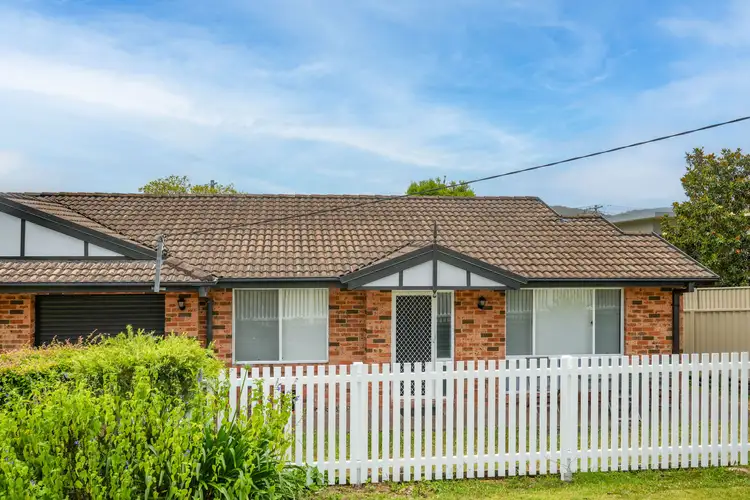 Main view of Homely semi-detached listing, 2/17 Leslie Parade, Saratoga NSW 2251