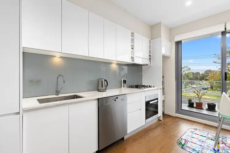 Fifth view of Homely apartment listing, 101/170 East Boundary Road, Bentleigh East VIC 3165
