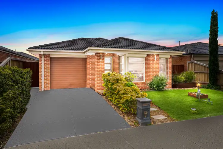 Second view of Homely house listing, 5 Beagle Street, Tarneit VIC 3029