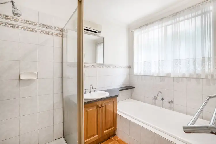 Sixth view of Homely unit listing, 3/7 Sybella Avenue, Koo Wee Rup VIC 3981