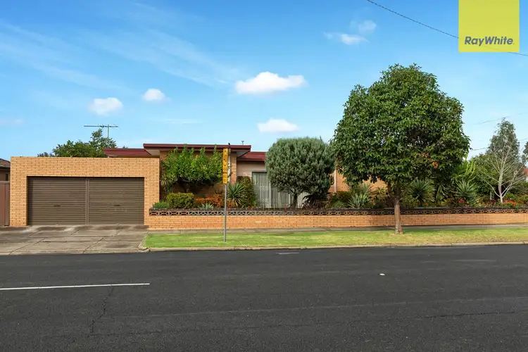34 Watford Road, St Albans VIC 3021