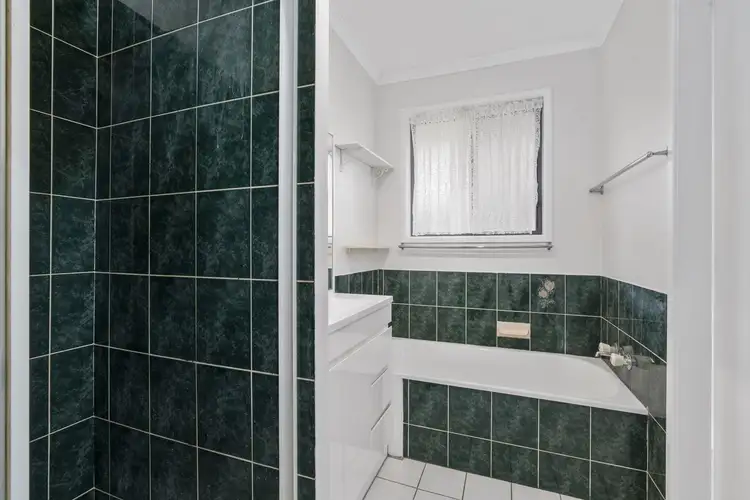 Fifth view of Homely house listing, 24 Sharon Court, Morayfield QLD 4506