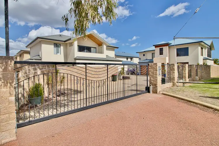 4/15 Benjamin Way, Rockingham WA 6168