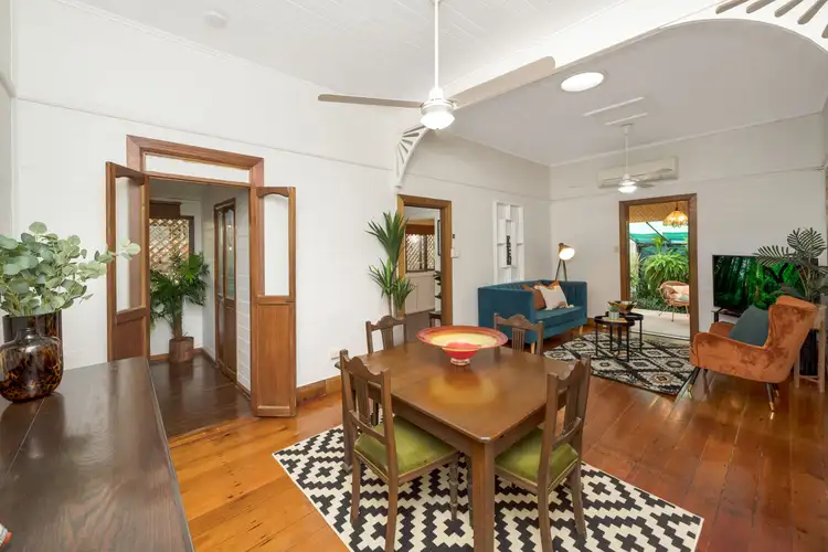 Main view of Homely house listing, 33 Park Lane, Hyde Park QLD 4812