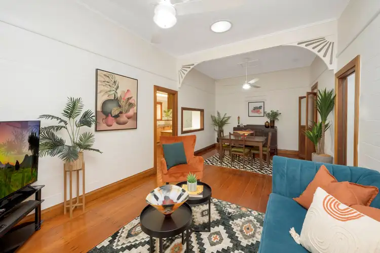 Second view of Homely house listing, 33 Park Lane, Hyde Park QLD 4812