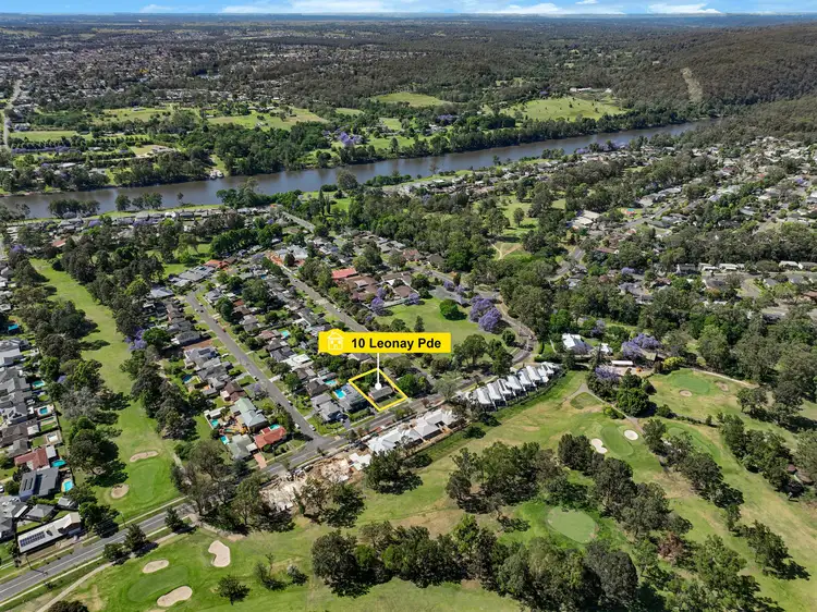 10 Leonay Parade, Leonay NSW 2750