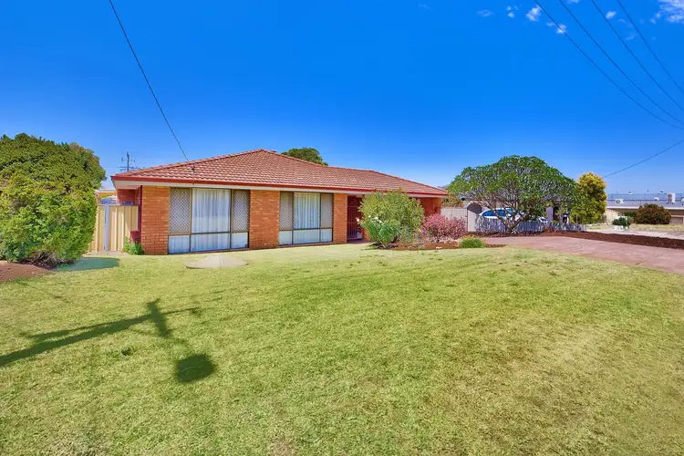 19 Ivanac Place, Morley WA 6062