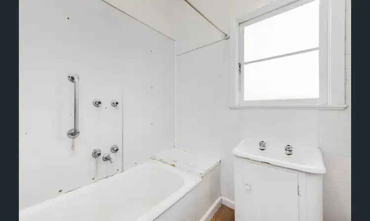 Fifth view of Homely house listing, 6 Pettitt Crescent, Norlane VIC 3214