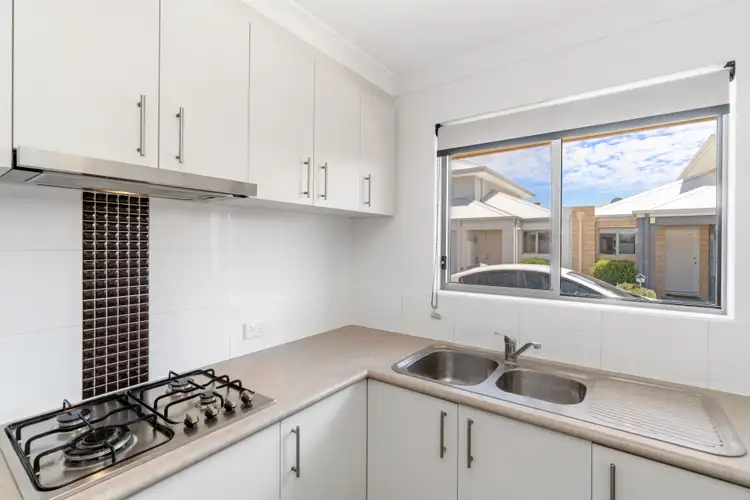 Sixth view of Homely house listing, 34/5 Isoodon Street, Dayton WA 6055