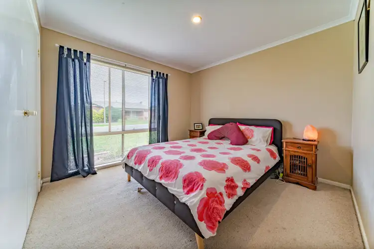 Sixth view of Homely house listing, 18 Jamison Park Drive, Kangaroo Flat VIC 3555