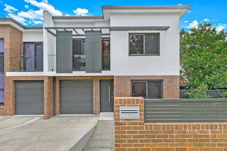 1/1 Dunmore Avenue, Carlingford NSW 2118