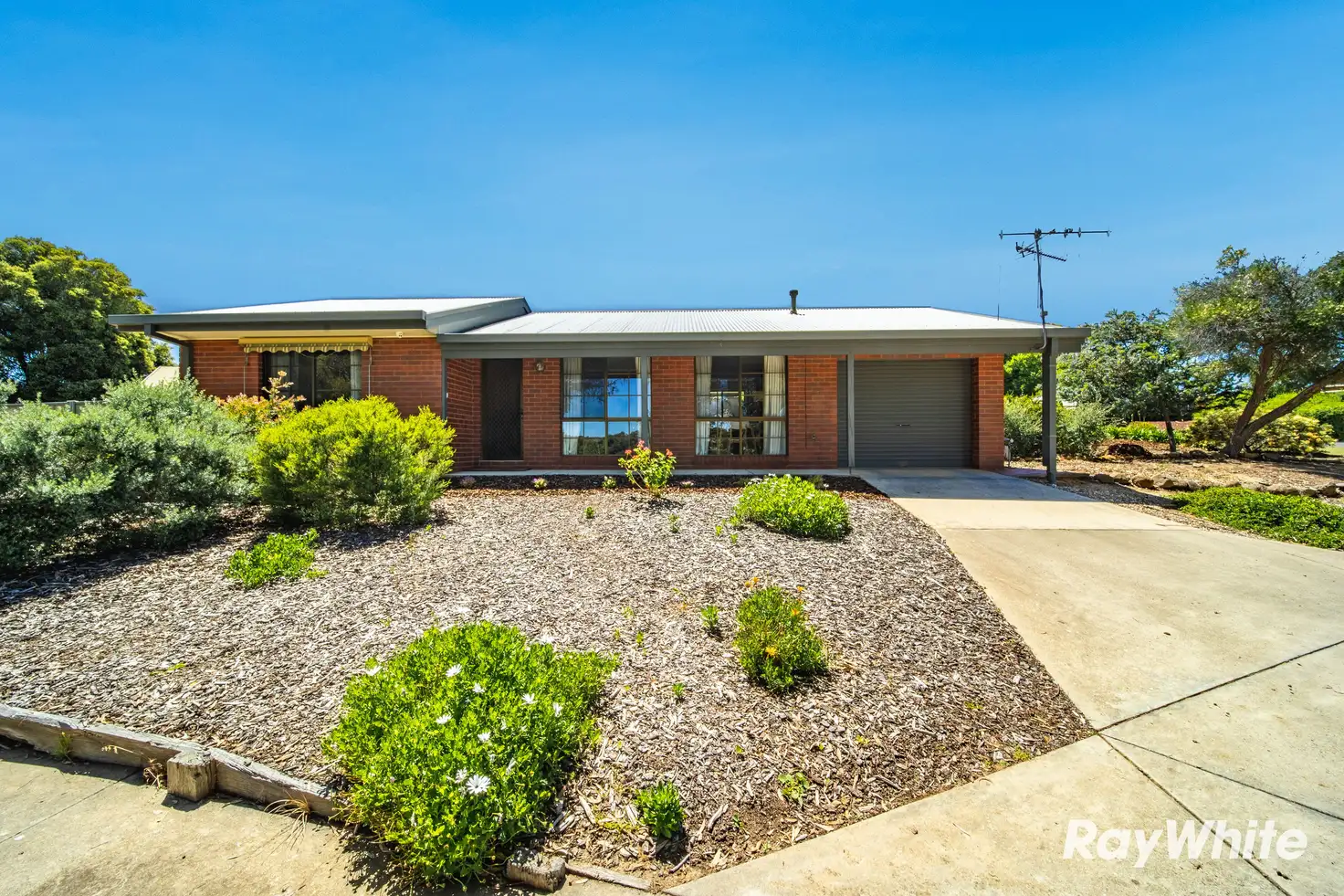 Main view of Homely house listing, 1/2 Guy Court, Kangaroo Flat VIC 3555