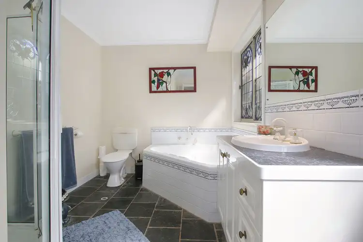 Seventh view of Homely house listing, 1 Berkeley Close, Wodonga VIC 3690