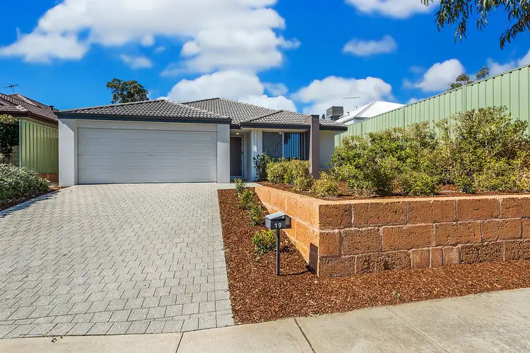 Main view of Homely house listing, 19 Explorers Crescent, Baldivis WA 6171