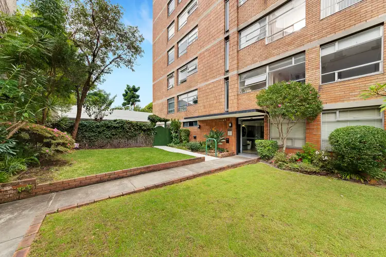Fifth view of Homely apartment listing, 13/10 Barncleuth Square, Elizabeth Bay NSW 2011