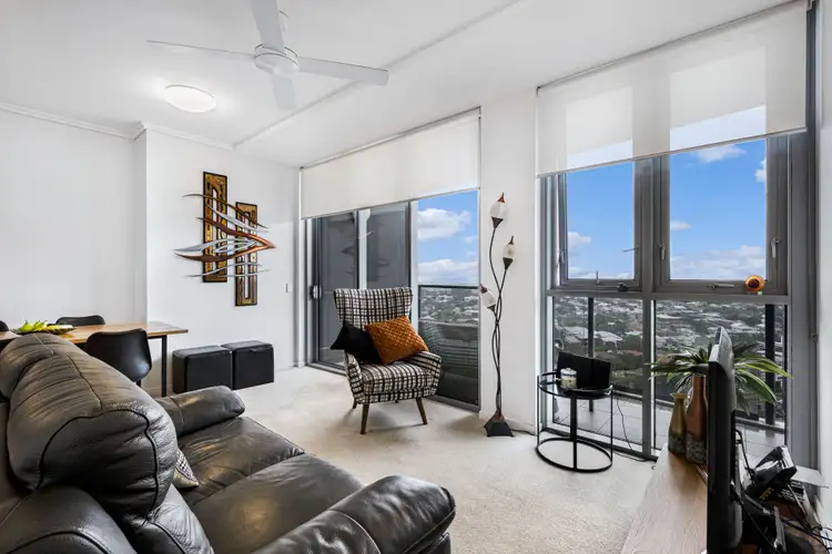 11904/8 Harbour Road, Hamilton QLD 4007