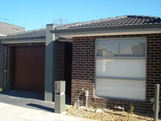 12 Mustang Lane, Thomastown VIC 3074
