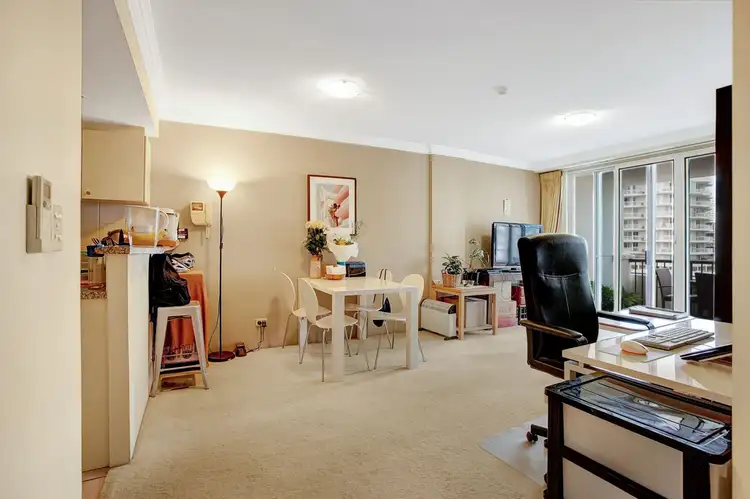 506/9-21 Beach Parade, Surfers Paradise QLD 4217