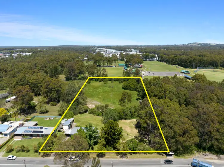 38 Hillcrest Avenue, South Nowra NSW 2541