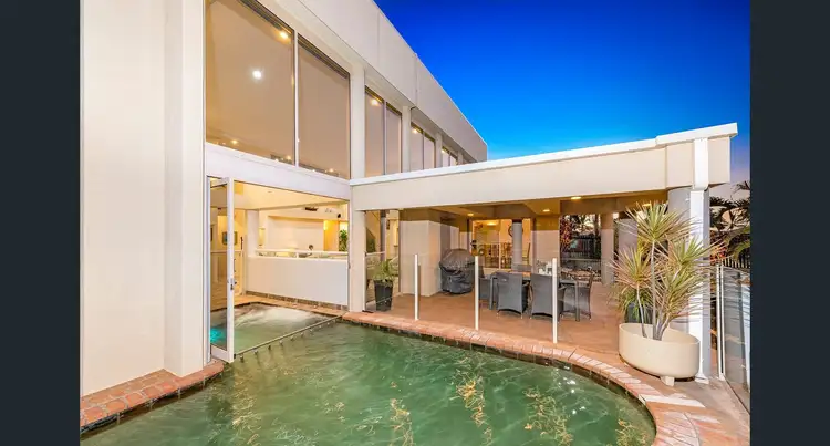 8 Lakeside Close, Bargara QLD 4670