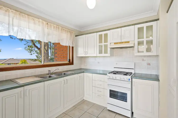 Third view of Homely unit listing, 4/25 Robertson Street, Coniston NSW 2500