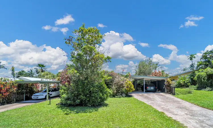 8 Mermaid Close, Bentley Park QLD 4869