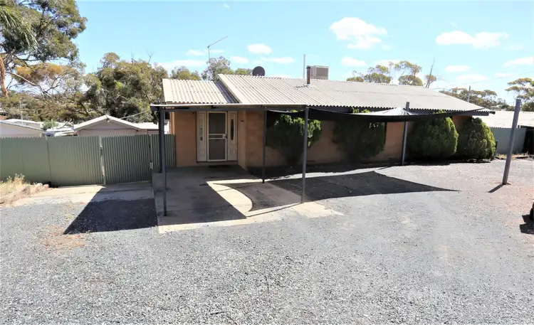 3 Bachelor Avenue, Kambalda East WA 6442
