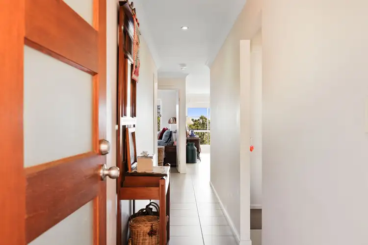 Third view of Homely unit listing, 1/9 Cassidy Terrace, Mount Kynoch QLD 4350