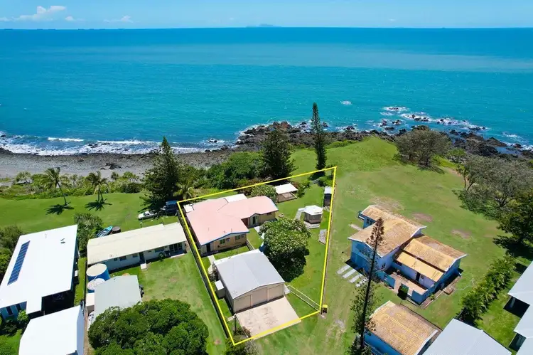 7-9 Westcott Avenue, Campwin Beach QLD 4737